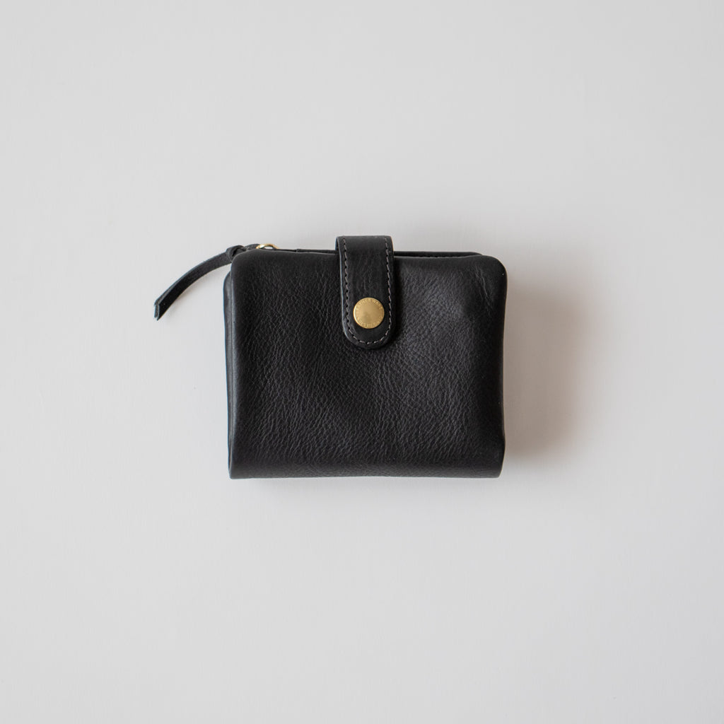 CINQ 二つ折り財布