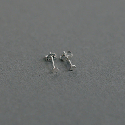 muimaur mini ピアス シルバー