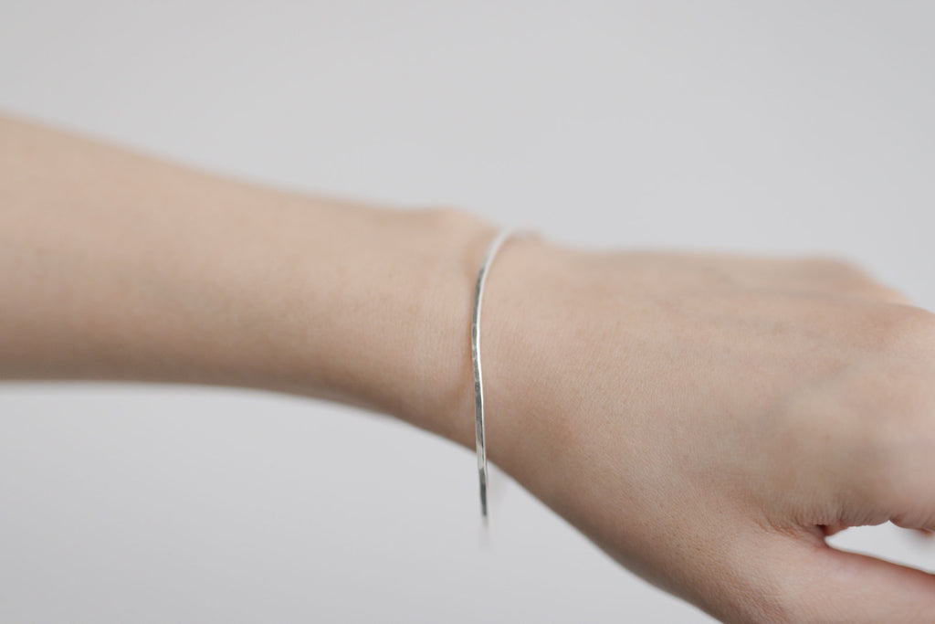 muimaur infinity バングル シルバー