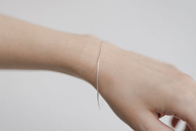 muimaur uni バングル シルバー