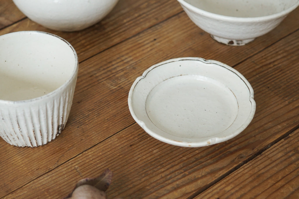 小山乃文彦 粉引 輪花小皿