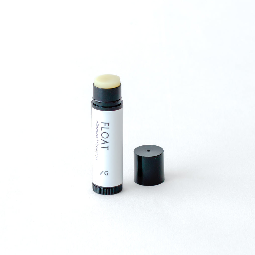 FLOAT LIP BALM