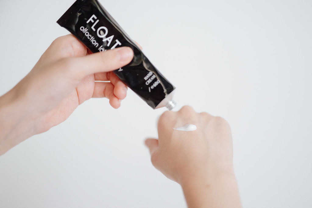 FLOAT HAND CREAM
