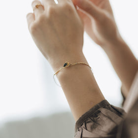 曉 ater アミュレット ブレスレット グリーン