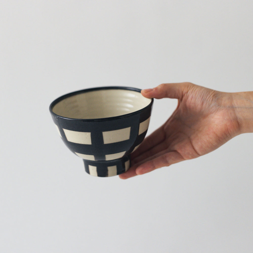 CANASA 鉄絵 格子柄 ろくろ碗