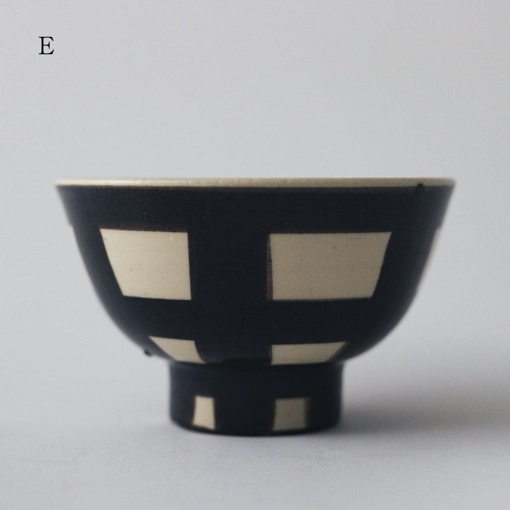 CANASA 鉄絵 格子柄 ろくろ碗