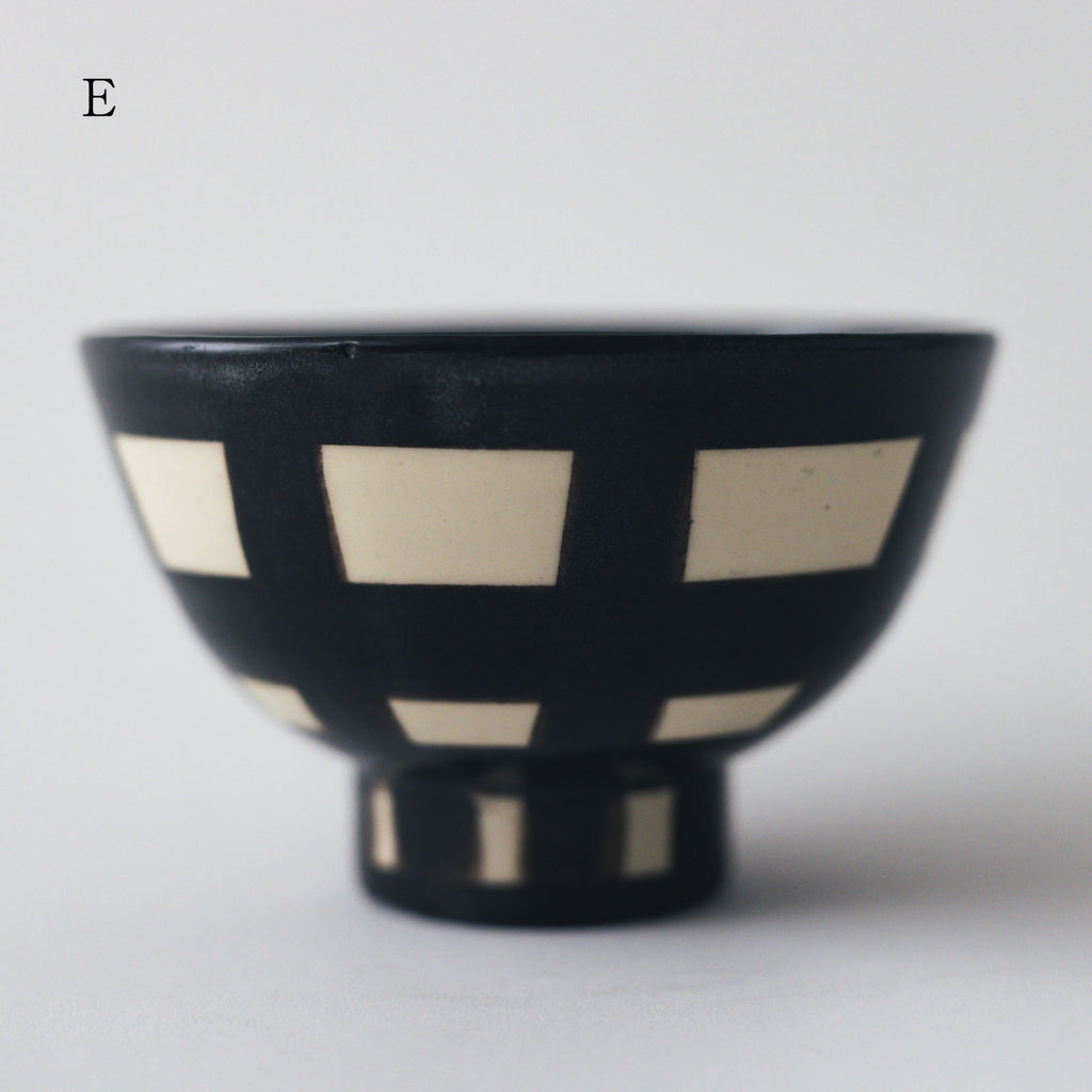 CANASA 鉄絵 格子柄 ろくろ碗