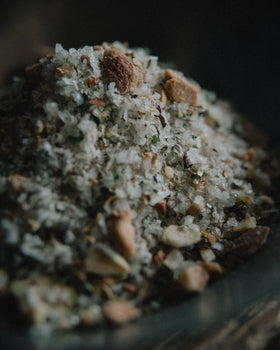 心に風 季節のハーブソルト 2025 Nuts & Coriander *