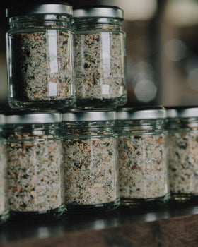 心に風 季節のハーブソルト 2025 Nuts & Coriander *