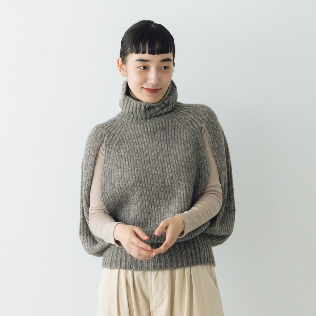 comm. arch. ハンドフレームド チャンキーポンチョ