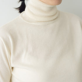 comm. arch. カシミヤシルク ハイネック プルオーバー