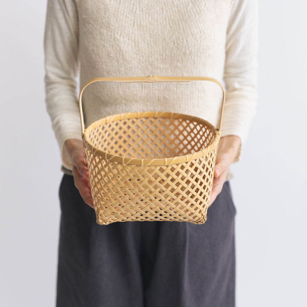 児玉美重 よつめ手付かご