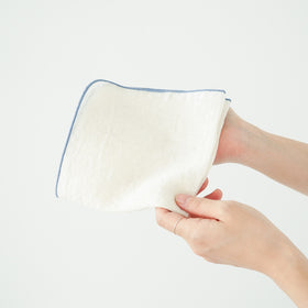 atelier Une place 60リネンハンカチ M