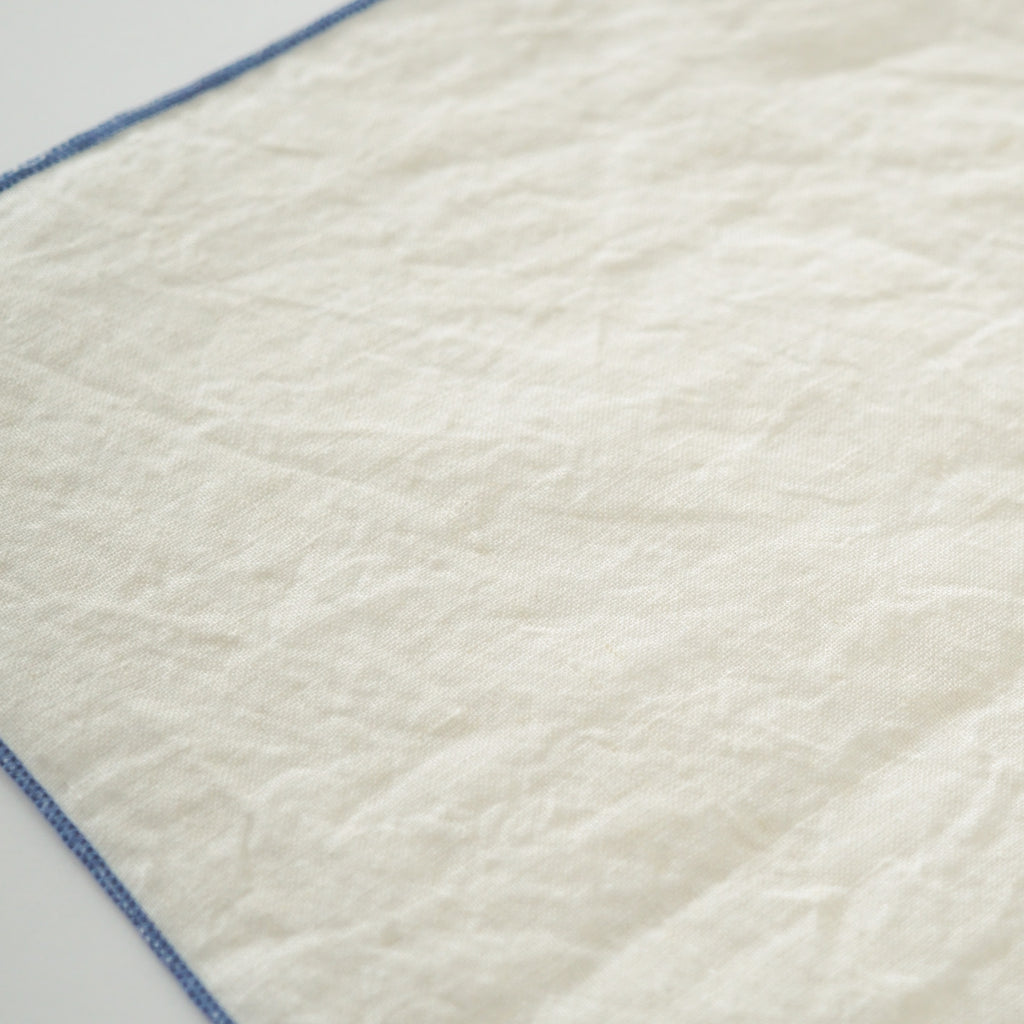 atelier Une place 60リネンハンカチ M