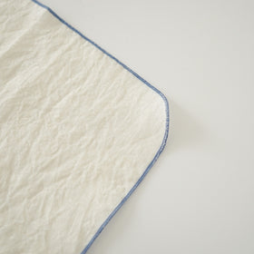 atelier Une place 60リネンハンカチ M