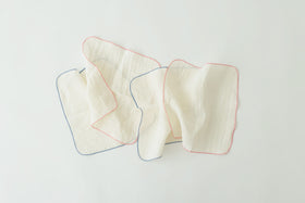 atelier Une place 60リネンハンカチ M