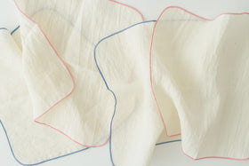 atelier Une place 60リネンハンカチ M