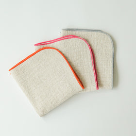 atelier Une place シルクリネンハンカチ M