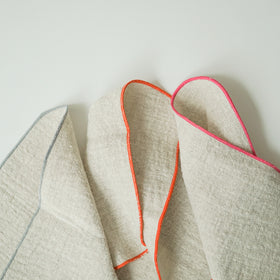 atelier Une place シルクリネンハンカチ M