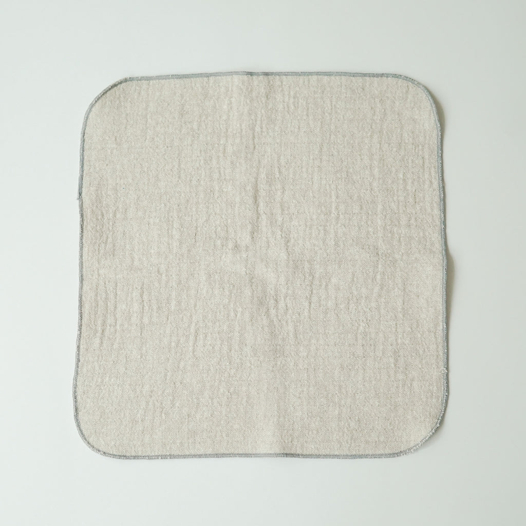 atelier Une place シルクリネンハンカチ M