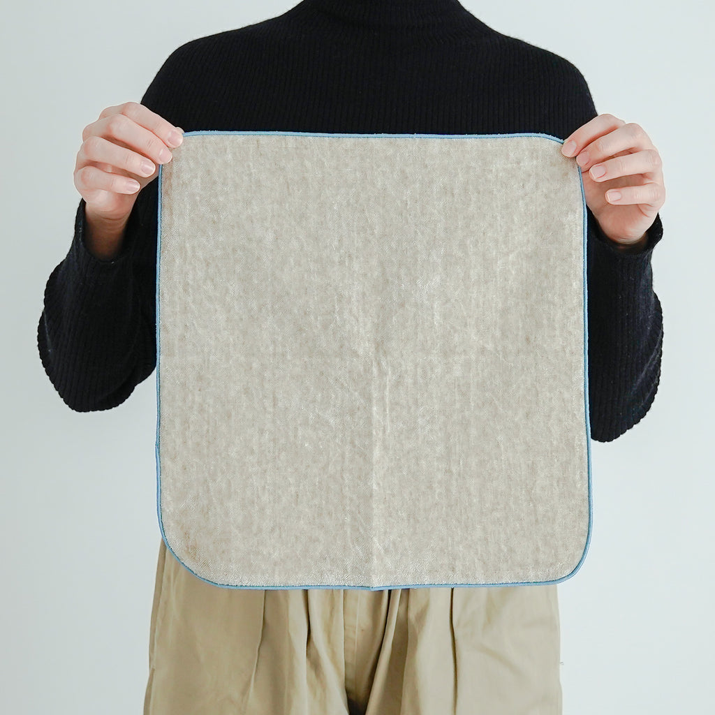 atelier Une place ベルベットリネンハンカチ