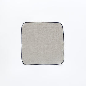 atelier Une place 60リネンハンカチ(ナチュラル)