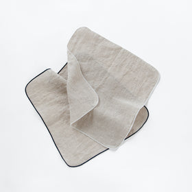 atelier Une place 60リネンハンカチ(ナチュラル)