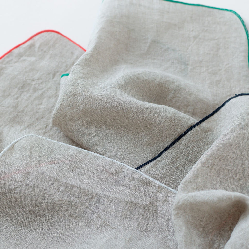 atelier Une place 60リネンハンカチ(ナチュラル)