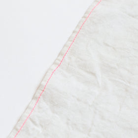 〈くらすこと別注〉atelier Une place  60リネンクロス M