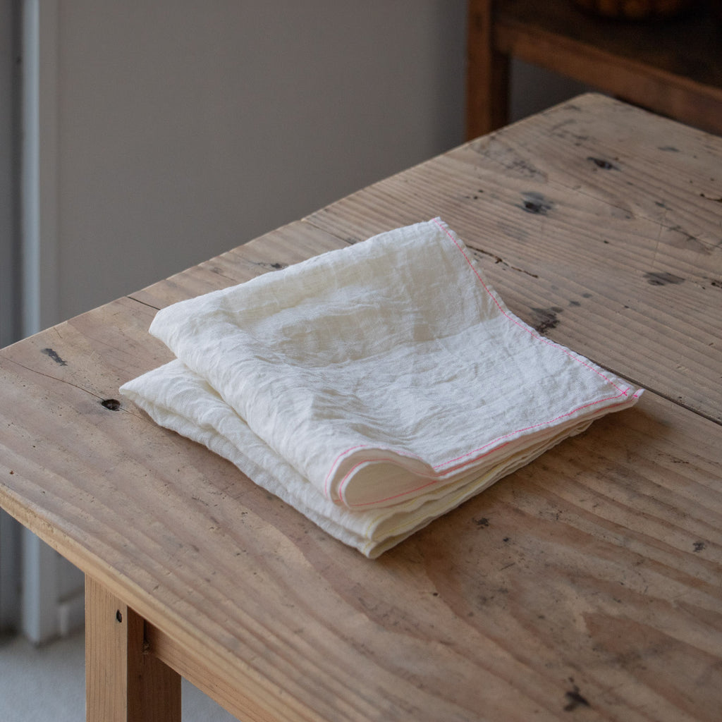 〈くらすこと別注〉atelier Une place  60リネンクロス M