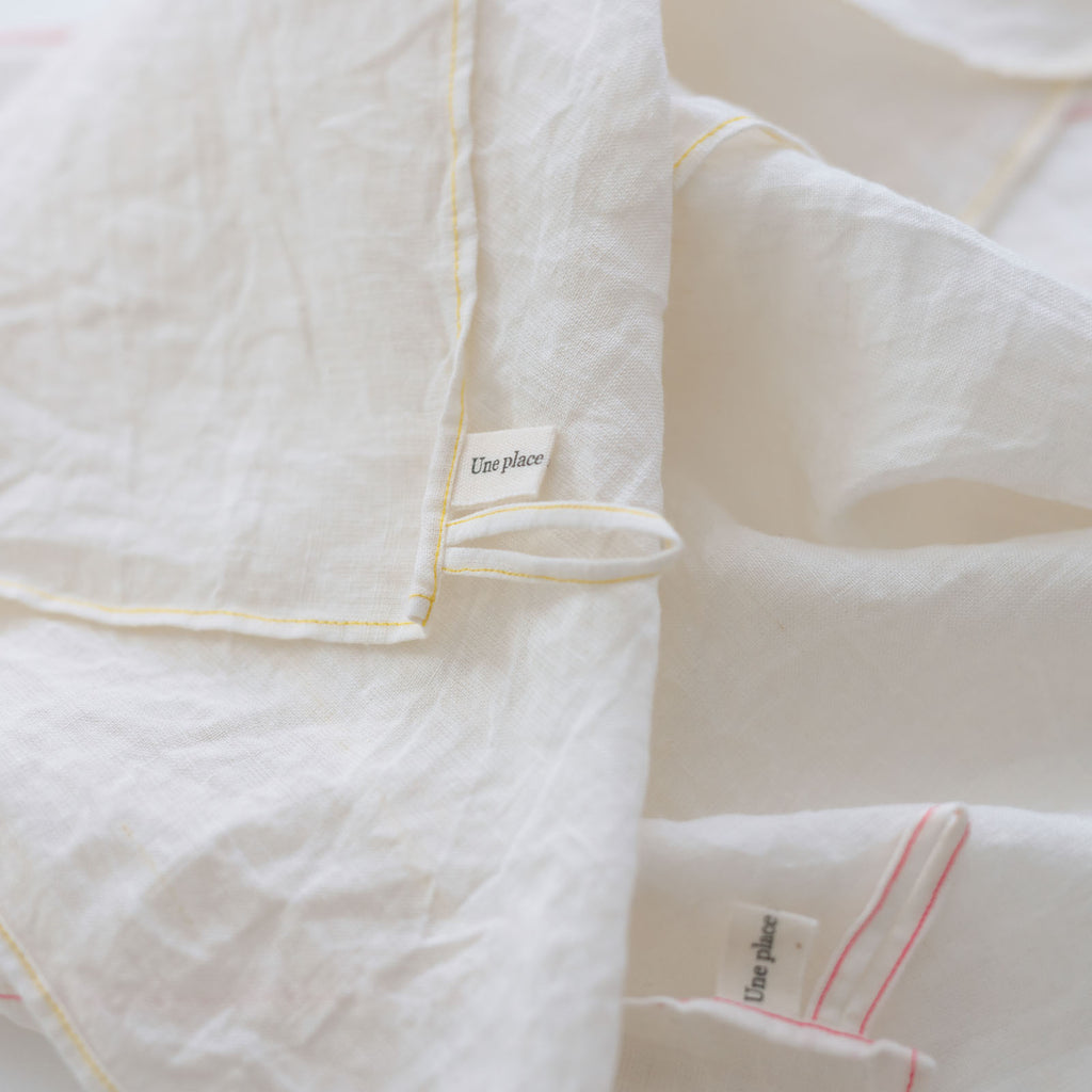 〈くらすこと別注〉atelier Une place  60リネンクロス M