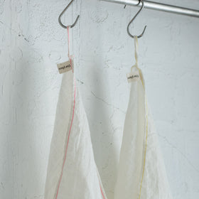 〈くらすこと別注〉atelier Une place  60リネンクロス M