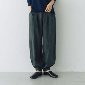 〈くらすこと別注〉ヂェン先生の日常着 バルーンパンツ スリム