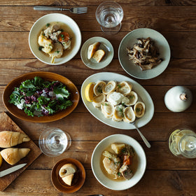 郡司製陶所 型打ち4寸皿 とり