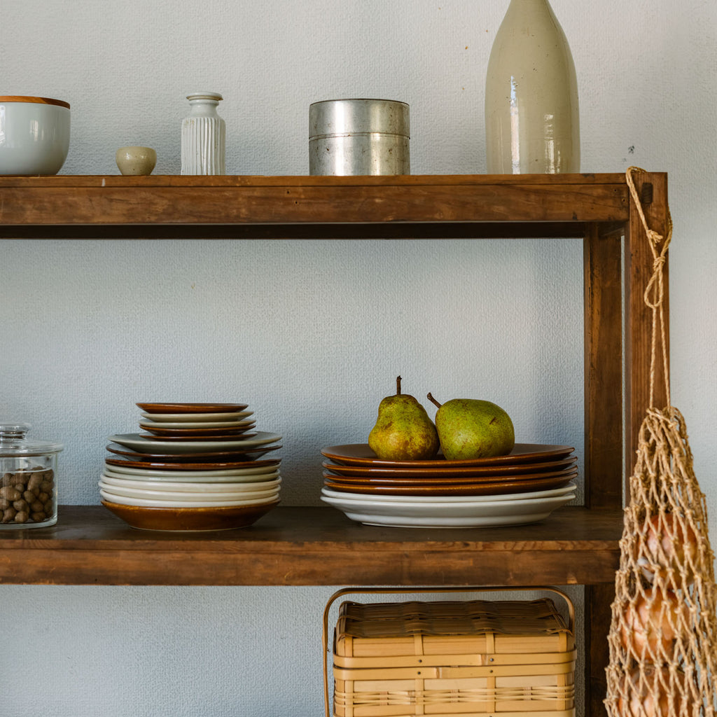 郡司製陶所 型打ち6寸皿 とり