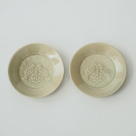 郡司製陶所 型打ち4寸皿 とり