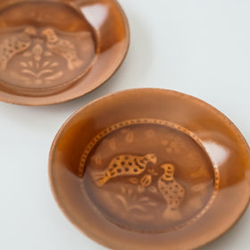 郡司製陶所 型打ち4寸皿 とり