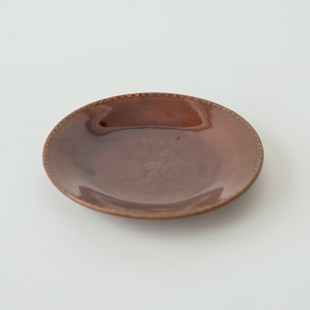 郡司製陶所 型打ち6寸皿 とり