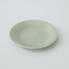 郡司製陶所 型打ち6寸皿 とり