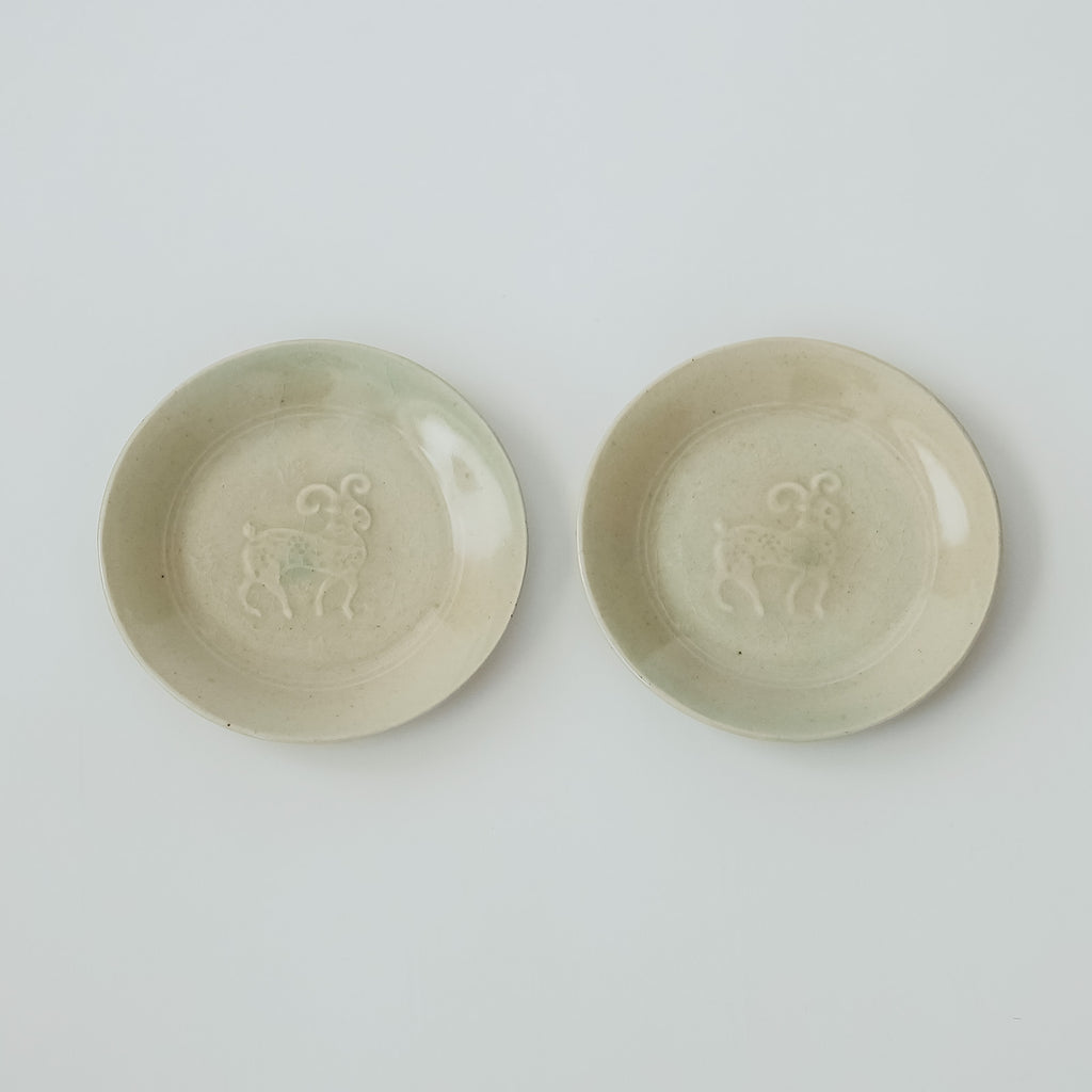 郡司製陶所 型打ち4寸皿 ひつじ