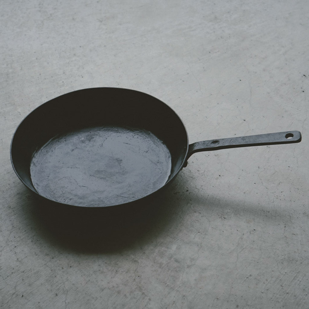 野鍛冶やまご ちょっと深めの鉄フライパン