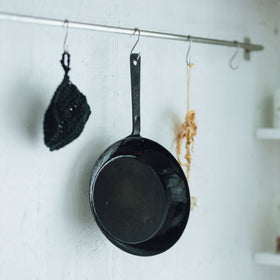 野鍛冶やまご ちょっと深めの鉄フライパン