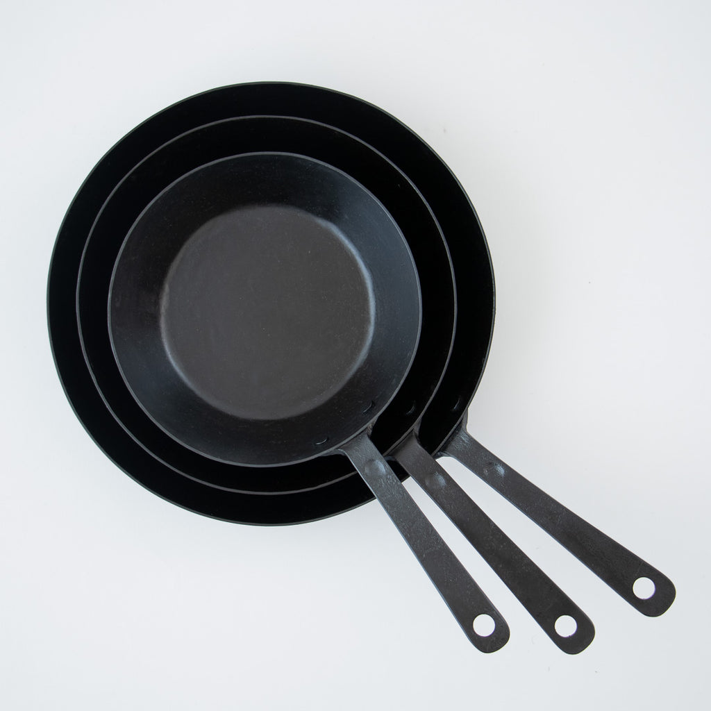野鍛冶やまご ちょっと深めの鉄フライパン