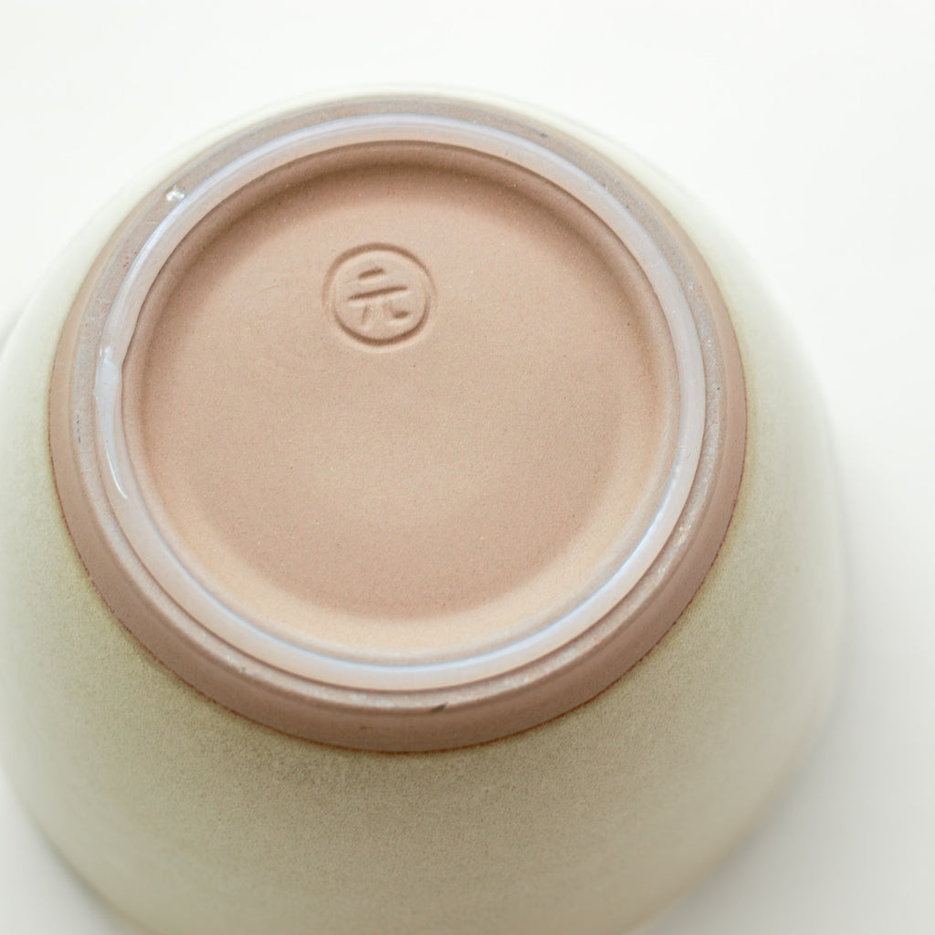 シリコン付きで滑りにくい、元重製陶所のすり鉢