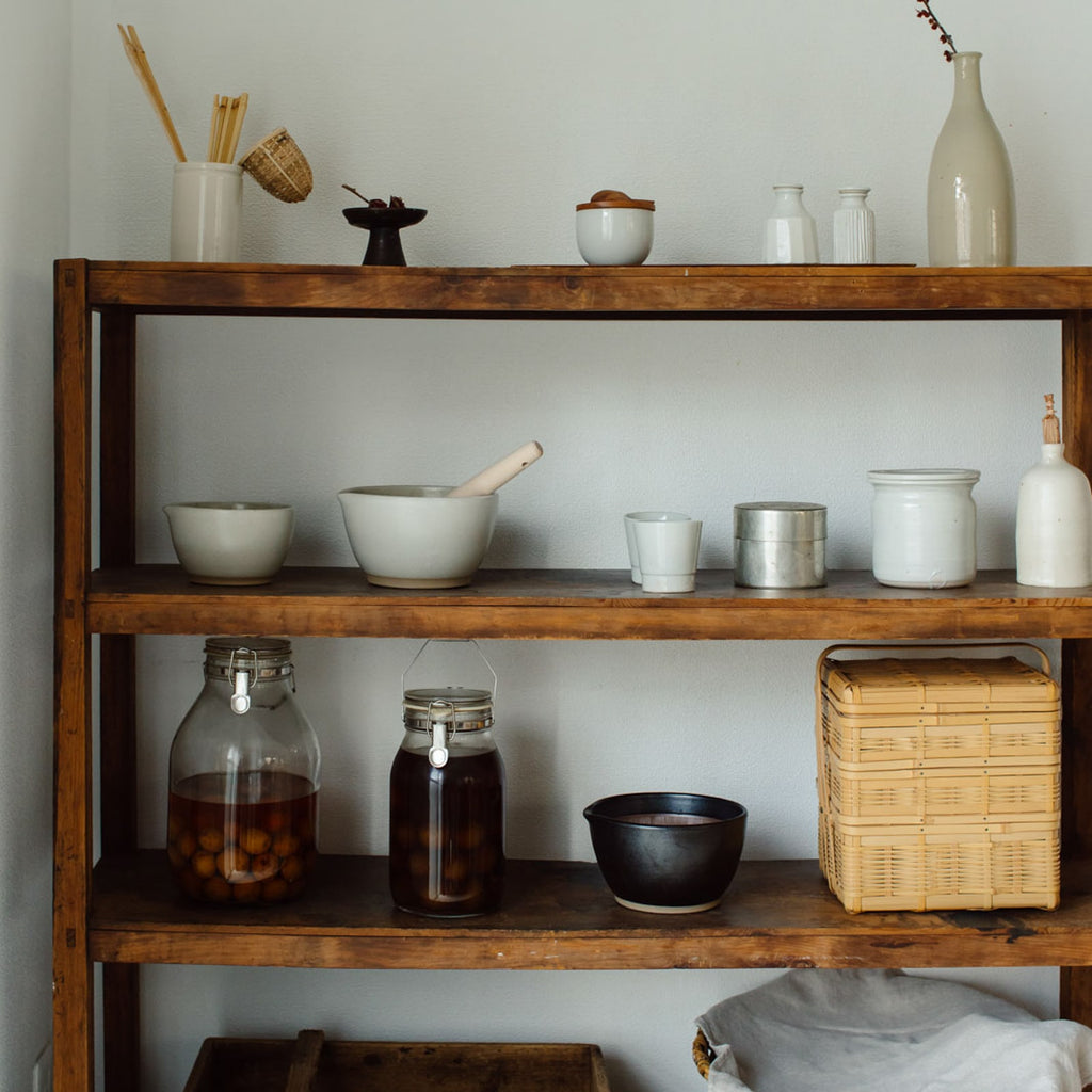 シリコン付きで滑りにくい、元重製陶所のすり鉢