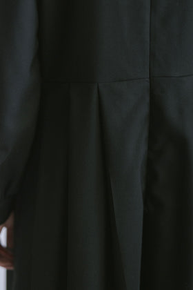 【SALE】「わたしたちらしい、オケージョンのかたち」きちんとしたブラックワンピース