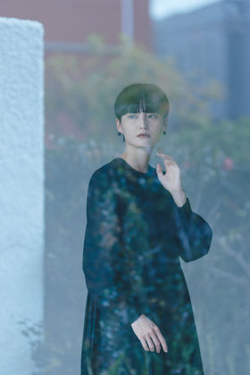 「わたしたちらしい、オケージョンのかたち」きちんとしたブラックワンピース