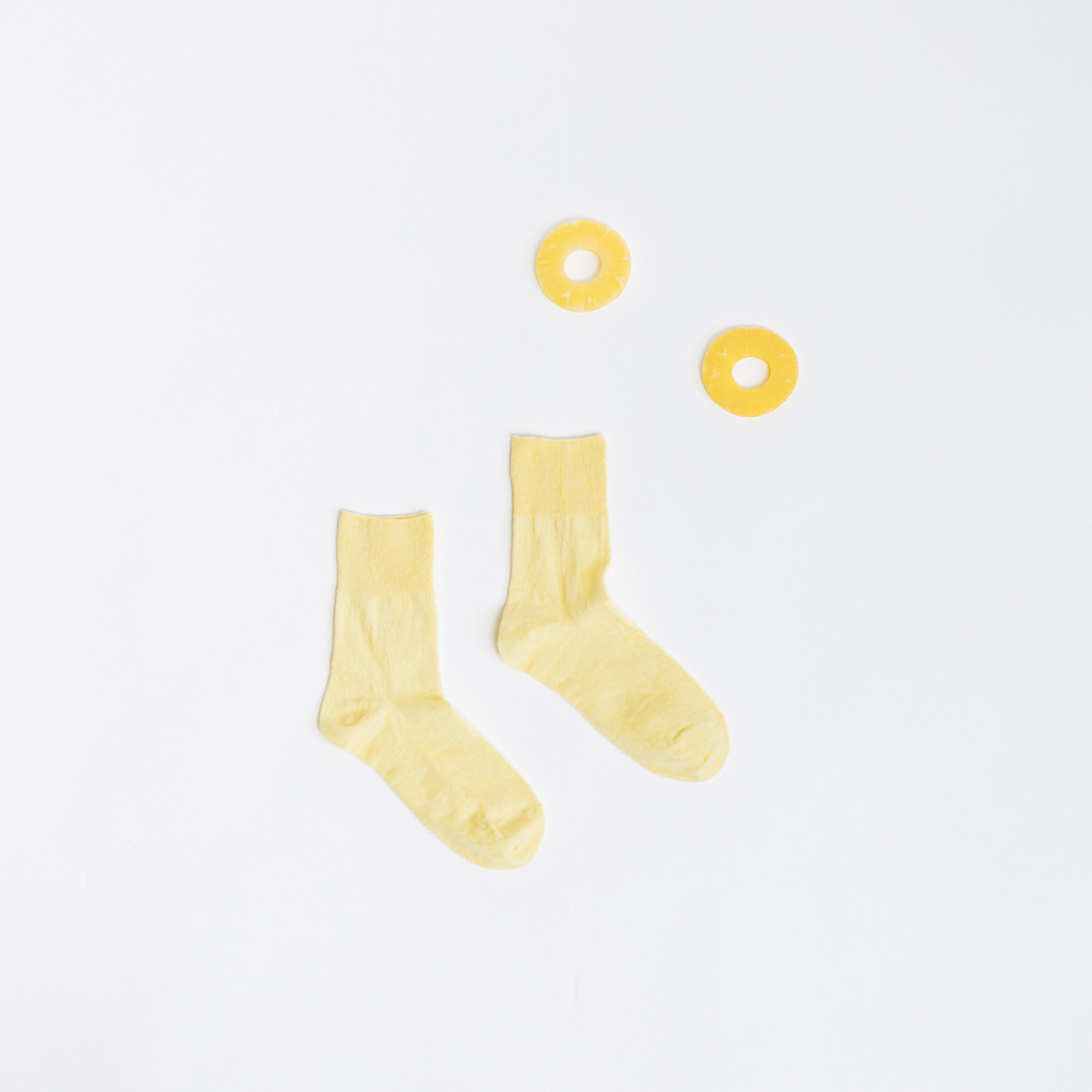 くらすこと さらっとなめらかリネンソックス