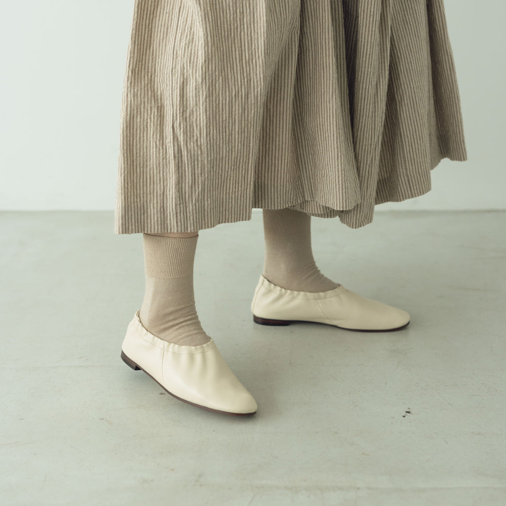 くらすこと さらっとなめらかリネンソックス