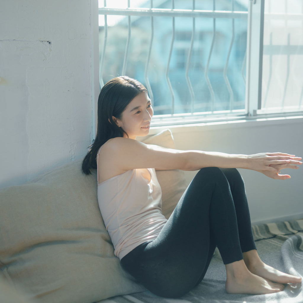 くらすこと 内側シルクの腹巻付きレギンス